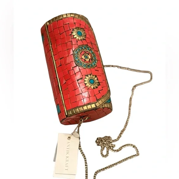 Antik Kraft Handcrafted Cylinder Shell Mosaic Clutch Coral and Turquoise  NWT - Picture 9 of 10